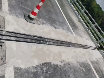 木鱼镇伸缩缝更换后浇筑材料快速结构修补料速砼的产品特点及施工流程​